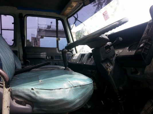 ขายรถ6ล้อ ร็อกกี้195แรง พ.เพาเวอร์ เบรกทิฟฟี่ ภายในสวย ยาว6.50เมตร สภาพพร้อมใช้งาน เอกสารพร้อมโอน สนใจโทร 090-8588220คุณนะ 093-3258446คุณบิว หรือเข้าดูสินค้าอื่นๆได้ที่ www.truck.in.th/498 หรือเพจFacebook ณรงค์ ซื้อขายรถมือสอง (เว็บไซต์ส่วนตัว) หรือFacebo