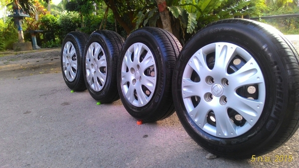 ขายล้อบริโอ้ขอบ14 ยางมิชลิน. ปี12 ราคาถูก ต่อรองได้(ขายแล้ว) ขายล้อบริโอ้ขอบ14 ยางมิชลิน. ปี12 ราคาถูก ต่อรองได้(ขายแล้ว)