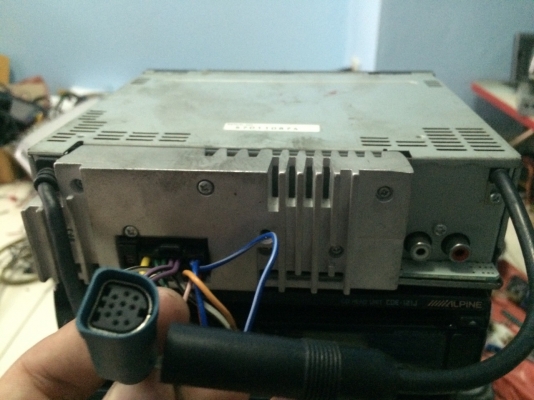 Alpine CDE-9881Ji MP3 MP3-RW CD CD-RW รองรับอุปกรณ์Ipod ปรีเอ้า1ชุด สภาพสวย มือ2 ญี่ปุ่น