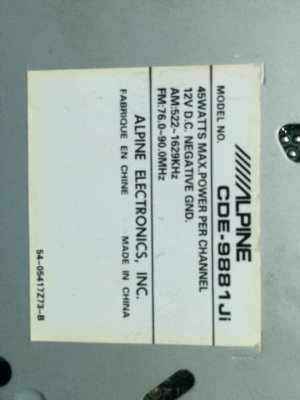 Alpine CDE-9881Ji MP3 MP3-RW CD CD-RW รองรับอุปกรณ์Ipod ปรีเอ้า1ชุด สภาพสวย มือ2 ญี่ปุ่น