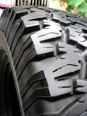 ขายยาง BF 285/75/16 ปี11ดอกสวยๆ ขายยาง BF 285/75/16 ปี11ดอกสวยๆ