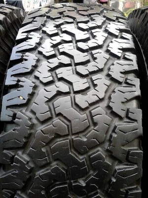 ขายยาง BF 285/75/16 ปี11ดอกสวยๆ ขายยาง BF 285/75/16 ปี11ดอกสวยๆ