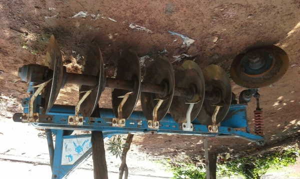 ผาน6รถไถ พร้อมใช้งาน ผาน6รถไถ พร้อมใช้งาน