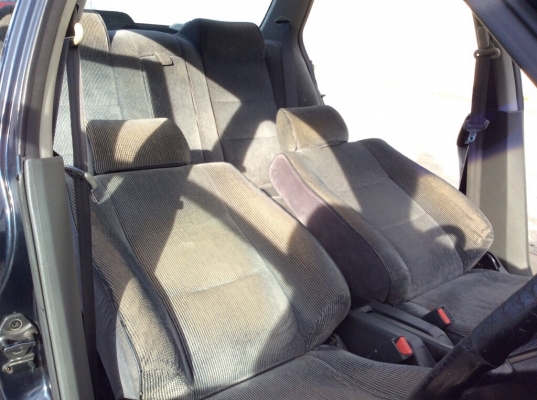 ขายแอคคอร์ดตาเพชร ไฟท้ายสั้น ปี93 เครื่องหัวฉีด 2.0 ออโต้ ติดแก๊ส LPG เพาเวอร์ ไฟฟ้าทั้งคัน ภายในเดิมเบาะเดิมไม่ขาด แอร์เย็น วิทยุCD ตัวถังเดิมสีเงามีริ้วรอย แม็ก15" รถขับดีเลยครับ พร้อมใช้งานได้เลยครับ