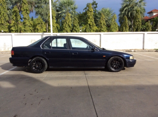 ขายแอคคอร์ดตาเพชร ไฟท้ายสั้น ปี93 เครื่องหัวฉีด 2.0 ออโต้ ติดแก๊ส LPG เพาเวอร์ ไฟฟ้าทั้งคัน ภายในเดิมเบาะเดิมไม่ขาด แอร์เย็น วิทยุCD ตัวถังเดิมสีเงามีริ้วรอย แม็ก15" รถขับดีเลยครับ พร้อมใช้งานได้เลยครับ