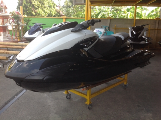 เรือเจ็ตสกี YAMAHA FZS1800 วิ่ง 130 ชั่วโมง ปี 09 สภาพเดิมๆจากอเมริกา นำเข้าจากประเทศสหรัฐอเมริกา รัฐฟลอริดา