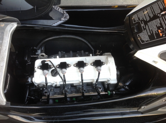 เรือเจ็ตสกี YAMAHA FZS1800 วิ่ง 130 ชั่วโมง ปี 09 สภาพเดิมๆจากอเมริกา นำเข้าจากประเทศสหรัฐอเมริกา รัฐฟลอริดา