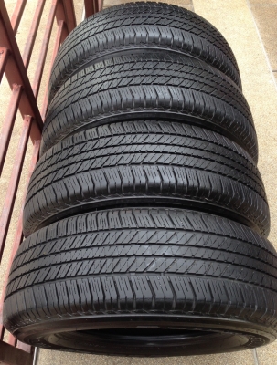 ยาง Bridgestone 265 65 17 ปลายปี12 ไม่มีปะ พร้อมใช้งาน ราคาไม่แพง