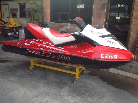 SEADOO RXT215 SUPERCHARGED IC 4-Tec ROTAX วิ่ง 135 ชั่วโมง ปี 07 นำเข้าจากUSA. ขาย 220,000