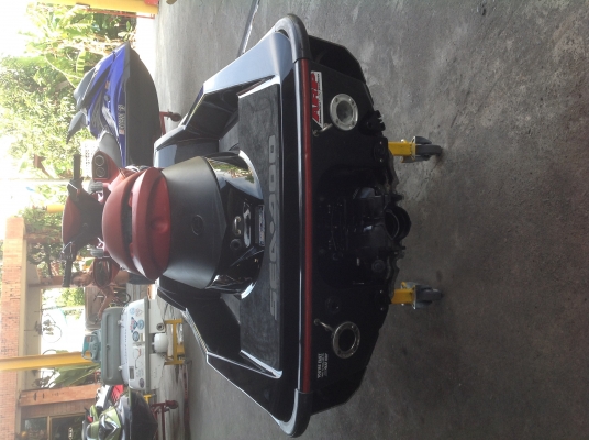 SEADOO RXP215 SUPERCHARGED IC INTERCOOLEDROTAX วิ่ง 160 ชั่วโมง ปี 06 อเมริกาเปลี่ยนซุปเป็น255 มีเร็คคูเรท โบออฟวาล์ว มีเก สภาพใส่ของมาจากอเมริกา เรือพร้อมใช้งาน นำเข้าจากUSA.
