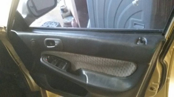 ขายHonda civic ปี43 เครื่อง 1600 cc 80000บาทเกียร์ธรรมดาไม่เคยติดแก๊ส 80000 บาท ขายHonda civic ปี43 เครื่อง 1600 cc 80000บาทเกียร์ธรรมดาไม่เคยติดแก๊ส 80000 บาท