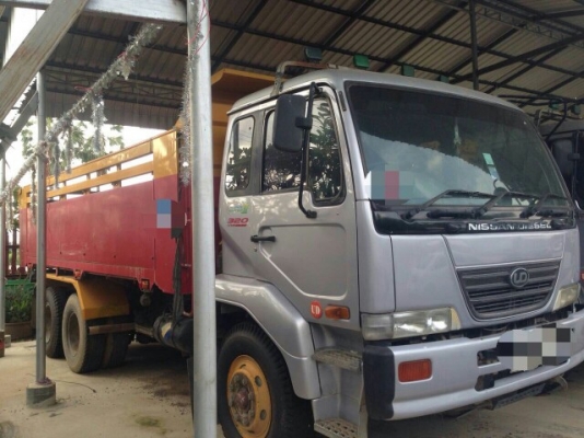 ขาย 10 ล้อดั๊ม Nissan UD ขาย 10 ล้อดั๊ม Nissan UD