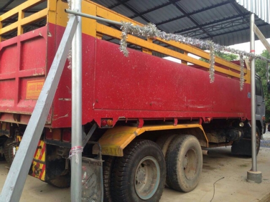 ขาย 10 ล้อดั๊ม Nissan UD ขาย 10 ล้อดั๊ม Nissan UD