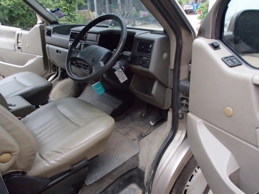 ขายตู้โฟล์ค CaraVelle สวยๆเดิมๆสะอาดรถครอบครัวเบาะ VIP หมุนได้เครื่องดีไม่มีปัญหา 2.5 ประหยัด LPG+เบนซินเกียร์ออโต้ไฟฟ้าเต็ม top ราคาคุยได้ครับ