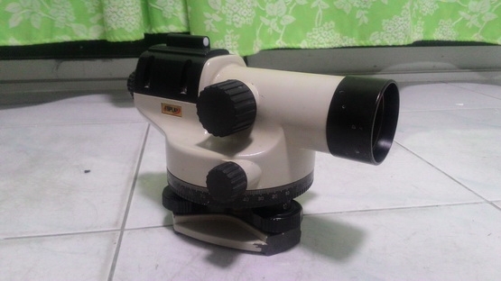 กล้องวัดระดับอัตโนมัติ กำลังขยาย 28 เท่า สภาพพร้อมใช้งานครับ