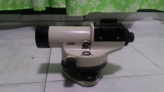 กล้องวัดระดับอัตโนมัติ กำลังขยาย 28 เท่า สภาพพร้อมใช้งานครับ