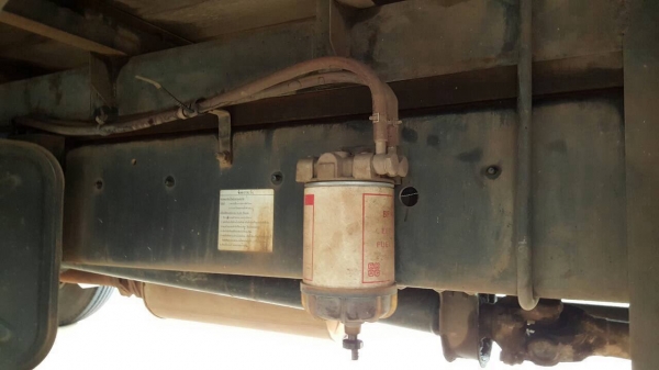 ขาย 6 ล้อ ตู้แห้ง 3 บาน ยาว 5.50 เมตร HINO MEGA ปี 48 เครื่องเดิม JO5C 145 แรงม้า คัสซีสวยตลอดเส้น เก๋งบางเดิม ภายในสวย ทะเบียนพร้อมโอนครับ