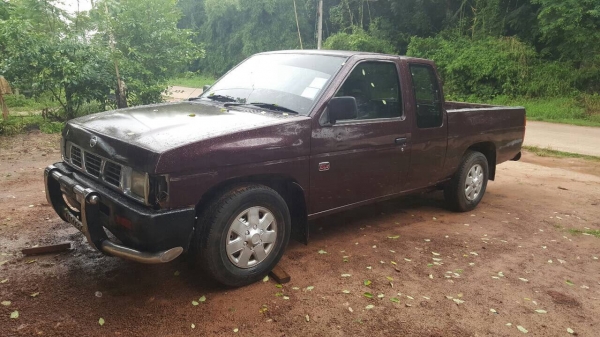 ขาย NISSAN BIG M ปี 38 จอเหลี่ยม เครื่อง BD25 ฝาแดง คัสซีสวยตลอดเส้น แอร์ พาวเวอร์ครบ ทะเบียนพร้อมโอนครับ ขาย NISSAN BIG M ปี 38 จอเหลี่ยม เครื่อง BD25 ฝาแดง คัสซีสวยตลอดเส้น แอร์ พาวเวอร์ครบ ทะเบียนพร้อมโอนครับ