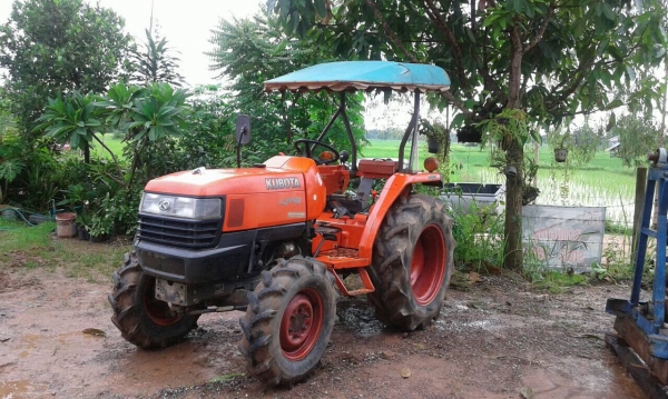 ขายรถไถ KUBOTA L3408 ปี 50 เอกสารเล่มทะเบียนครบ เครื่องแน่น อุปกรณ์มีแค่ผาน 3 นะครับ