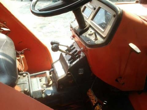 ลดสุดๆครับ ขายคูโบต้า 24 แรง สวยๆชื้ิอไปใช้ได้เลยครับ อุปกรณ์ 2 อย่าง หาง 4 ล้อ เหล็กกันจม