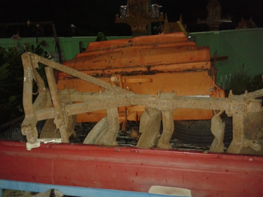 คูโบต้าL2000พร้อมผานและพ่วงลาก