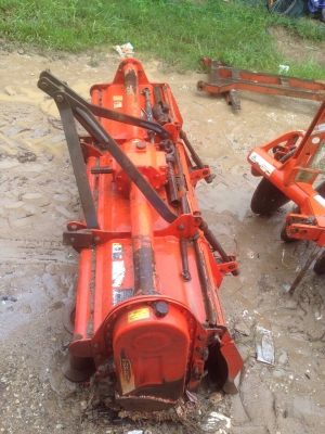 คูโบต้า47แรงพร้อมอุปกรณ์3ชิ้น