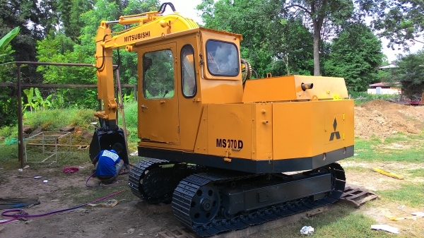 ขายรถแบคโฮ mitsubichi ms 070d เก่านอก ขายรถแบคโฮ mitsubichi ms 070d เก่านอก