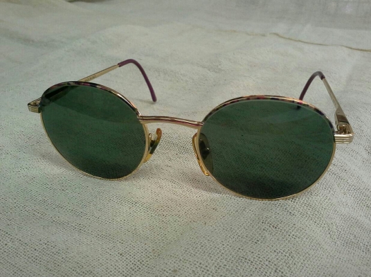 แว่นตาโลกสวย THINK PINK made in Italy