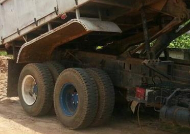 **588,000 บ.ต่อรอง/// 10ล้อ NISSAN UD-230HP 2เพลาดั้ม **ขาย NISAN DIESEL UD-230HP 10ล้อ2เพลาดั้ม พร้อมใช้งาน ราคาเบา NISSAN UD CWM430M PE6-230HP ปี39 เครื่องเดิม เกียร์เดิม 10สปีด เครื่องดี แรง แน่น เกียร์ดี ไม่หลุดครับ ช่วงล่างเดิม แน่น คัสซีดี ใหญ่ สวย