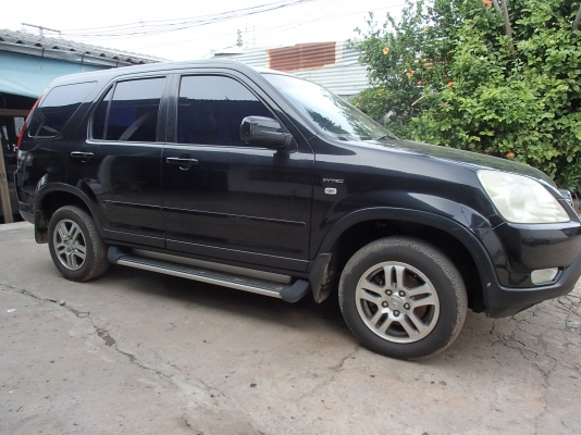 ขาย CRV 2.0 ปี 03 เครื่องดีสีสวยไม่มีชนรถบ้านแอร์CDครบยางใหม่ เบนซิน+LPGหัวฉีดโดนัด