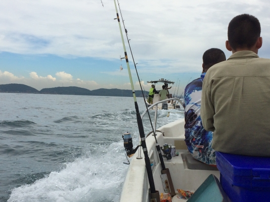 เรือโตฮัทสุขนาด 17ฟุตพร้อมเครื่อง 40 แรง