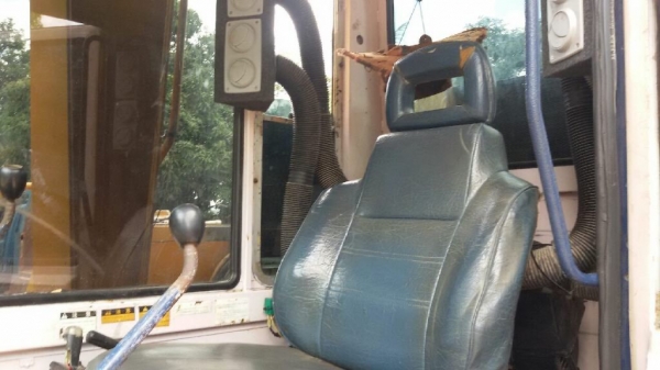 ขาย 445,000บ รถแม็คโค KOMATSU-PC 60 รุ่น 5 สภาพดีพร้อมใช้งาน แอร์เย็น อุปกรณ์ครบ เอกสารซื้อขาย ขาย 445,000บ รถแม็คโค KOMATSU-PC 60 รุ่น 5 สภาพดีพร้อมใช้งาน แอร์เย็น อุปกรณ์ครบ เอกสารซื้อขาย