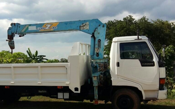 หกล้อ ฮีโน้  FD 3 WOLA 165 hp เครน 3.6 ตัน TANADO V Super Z 300 สภาพดีสวย ช่วงยาว 6 มพรอมใช้งาน ทะเบียนพร้อม