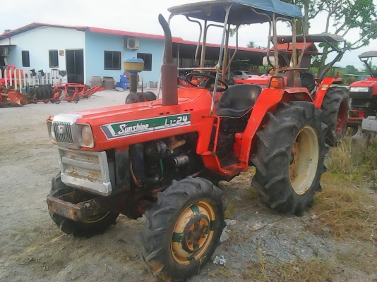ขายคูโบต้าL2402DT 4WD เดิมๆราคาถูกๆผาน5
