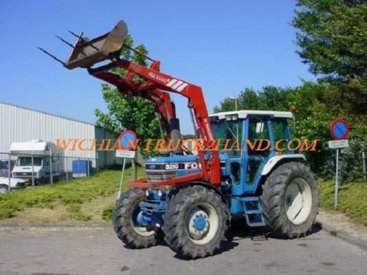 ขายแล้วขอบคุณเฮียปัญญา มากครับ ชุดตักหน้ารถไถฟอร์ดเก่านอก &ldquo; ยี่ห้อMAILLEUX รุ่นMX 6000m ตรงรุ่นFORD8210