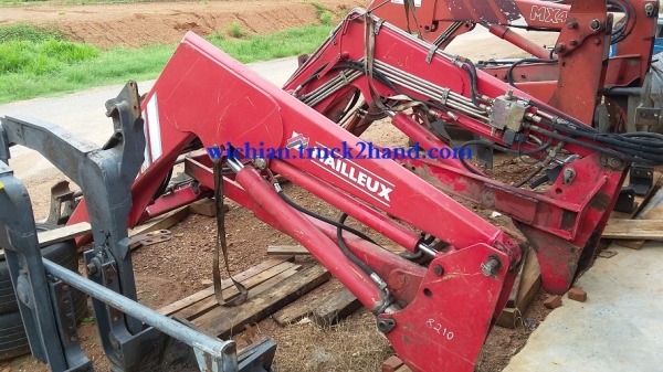 ขายแล้วขอบคุณเฮียปัญญา มากครับ ชุดตักหน้ารถไถฟอร์ดเก่านอก &ldquo; ยี่ห้อMAILLEUX รุ่นMX 6000m ตรงรุ่นFORD8210