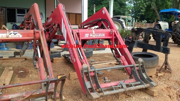 ขายแล้วขอบคุณเฮียปัญญา มากครับ ชุดตักหน้ารถไถฟอร์ดเก่านอก &ldquo; ยี่ห้อMAILLEUX รุ่นMX 6000m ตรงรุ่นFORD8210