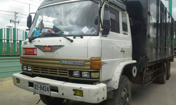 ขาย 10ล้อ.2เพลา ยาว.7.2.เมตร 220แรง