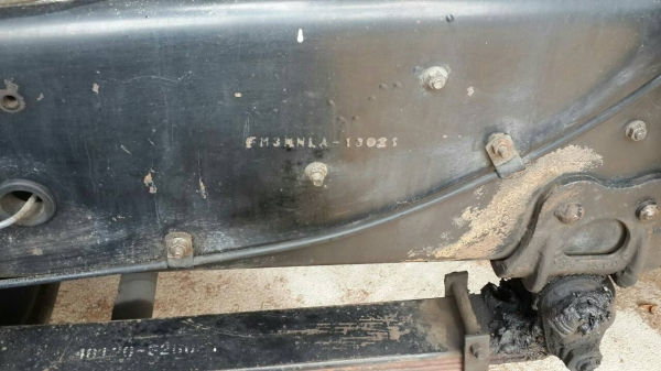 รถฮีโน่ 10 ล้อ หลังถนน FM3M  240 แรงม้า. ปี 38.  ( ขายแม่ , ลูก. )       สนใจติดต่อ  081 - 6079515