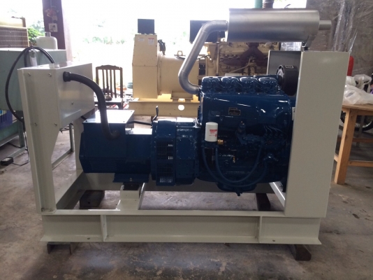 เครื่องปั่นไฟ  ด้อยซ์  40 KVA.