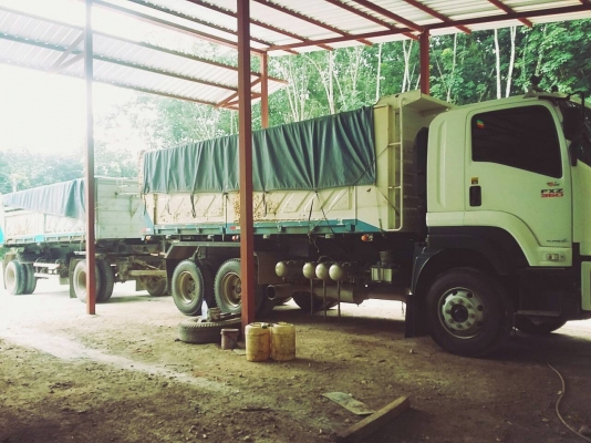 รถอีซูซุ 10 ล้อดั้ม FXZ 360 แรงม้า. ปี 56 , ( ขายแม่ , ลูก. )     สนใจติดต่อ  081 - 6079515