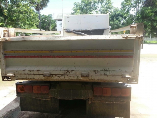 รถฮีโน่ 6 ล้อดั้ม  150 แรงม้า. ปี 46     สนใจติดต่อ  081 - 6079515