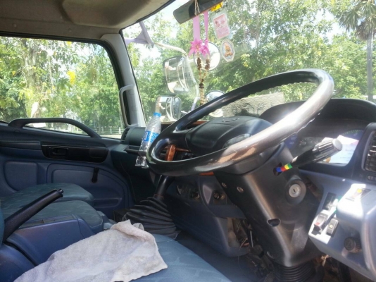 รถฮีโน่ 6 ล้อดั้ม  150 แรงม้า. ปี 46     สนใจติดต่อ  081 - 6079515