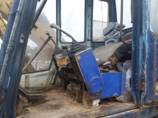ขายรถแบคโฮ KOBELCO SK905-// ราคา 450000