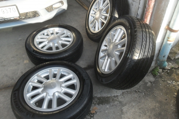 ล้อแม็ก16นิ้ว 6รู อีซูสุ พร้อมยาง สวยๆ 4 ล้อ ราคา 7900 บาท ล้อแม็ก16นิ้ว 6รู อีซูสุ พร้อมยาง สวยๆ 4 ล้อ ราคา 7900 บาท