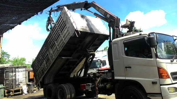 ขายรถ10 ล้อ HINO MEGA ดั๊ม พร้อม HIAB 6 ตัน เครื่องยนต์ 260 แรงม้า เพลาเดียวสนใจติดต่อคุณตุ๊กตา 089-8914921 ขายรถ10 ล้อ HINO MEGA ดั๊ม พร้อม HIAB 6 ตัน เครื่องยนต์ 260 แรงม้า เพลาเดียวสนใจติดต่อคุณตุ๊กตา 089-8914921