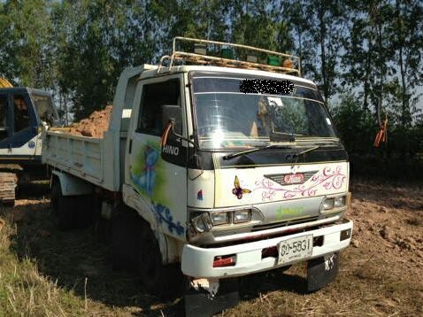 ฝากขาย 6ล้อดั๊มHINO KM310 วางเครื่องEH100  145แรง Fหน้า-หลัง ยาง 8.25 วางหัวFB  กระบะดั๊มเหล็ก 4ตัน ยาว 3.5ม.เบรคลมดัน พ.พาวเวอร์ ยางดี6เส้น คัสซีดี พร้อมใช้ พร้อมลุยงาน ราคาต่อรองได้ครับ