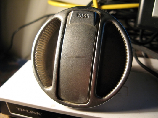 ฝาน้ำมัน รถเก่าๆ