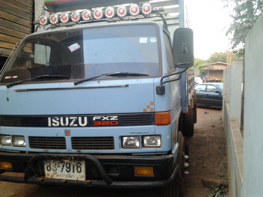 ขาย 6ล้อ ISUZU 145 เครื่อง6BB1 145แรง แห้งๆ ไม่ไอ ไม่หลวม เกียร์Rocky พ.พาวเวอร์ ช่วงล่างปึ๊ก ใหญ่ Fหน้า-หลัง คัสซีสวยไม่ผุ ไม่ดาม ยาง8.25 ดี 6เส้น กระบะเหล็กคอกเหล็กทั้งลูก ยาว4.3ม. ต่อใหม่ไม่นาน วางหัวNPR ภายในดี คอนโซลครบ หัวไม่ผุ เอกสารถูกต้อง พร้อมใช