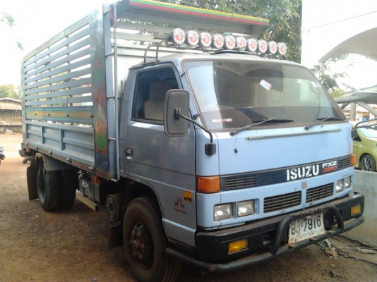 ขาย 6ล้อ ISUZU 145 เครื่อง6BB1 145แรง แห้งๆ ไม่ไอ ไม่หลวม เกียร์Rocky พ.พาวเวอร์ ช่วงล่างปึ๊ก ใหญ่ Fหน้า-หลัง คัสซีสวยไม่ผุ ไม่ดาม ยาง8.25 ดี 6เส้น กระบะเหล็กคอกเหล็กทั้งลูก ยาว4.3ม. ต่อใหม่ไม่นาน วางหัวNPR ภายในดี คอนโซลครบ หัวไม่ผุ เอกสารถูกต้อง พร้อมใช